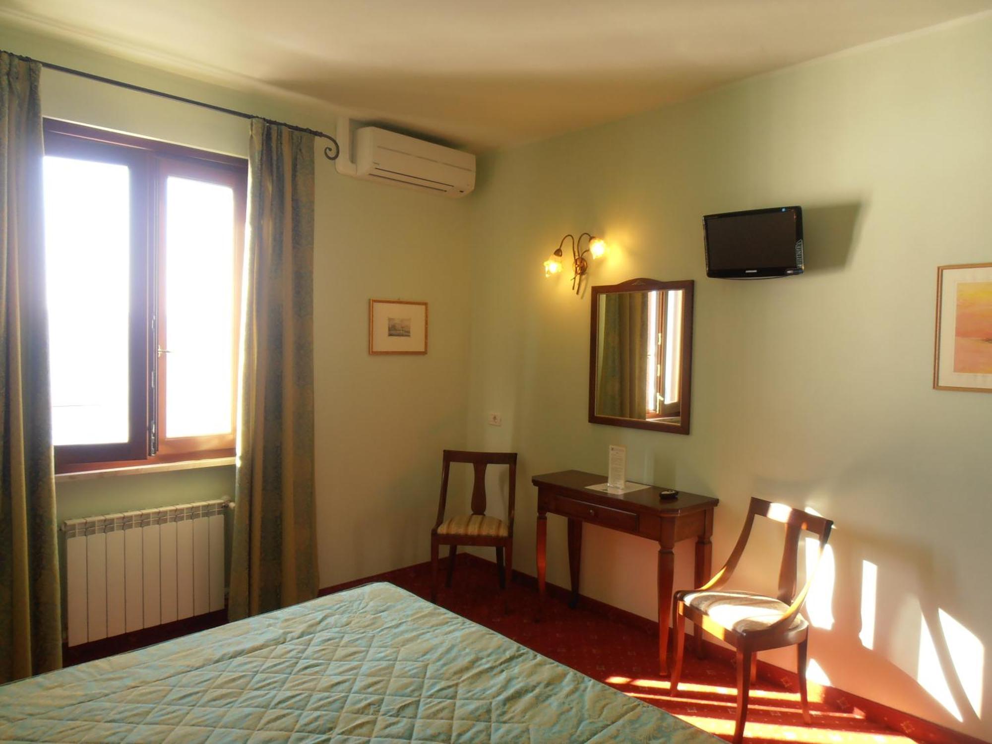 Hotel Garnì Bartabel 3*