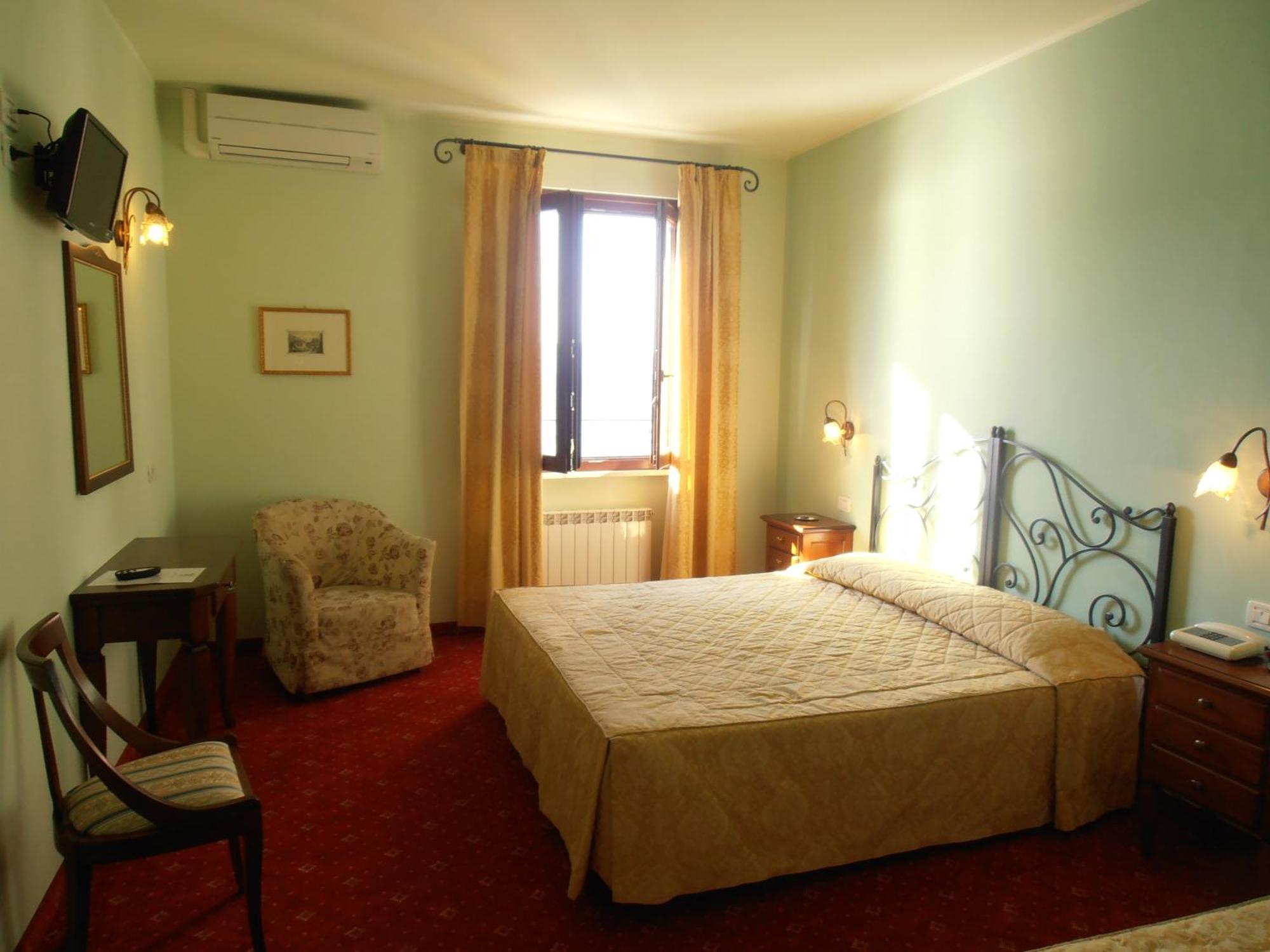 Hotel Garnì Bartabel Gargnano